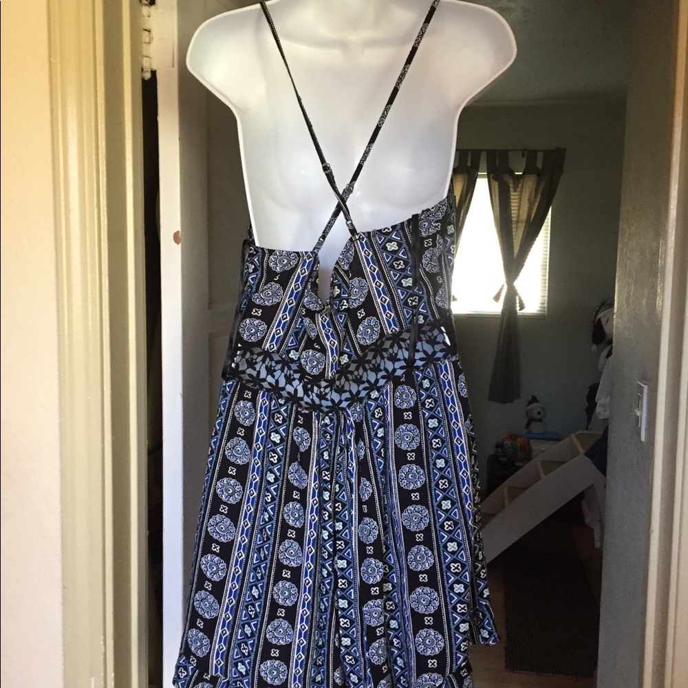 Hollister blue & black ruffle romper crotchet mid - Picture 4 of 4